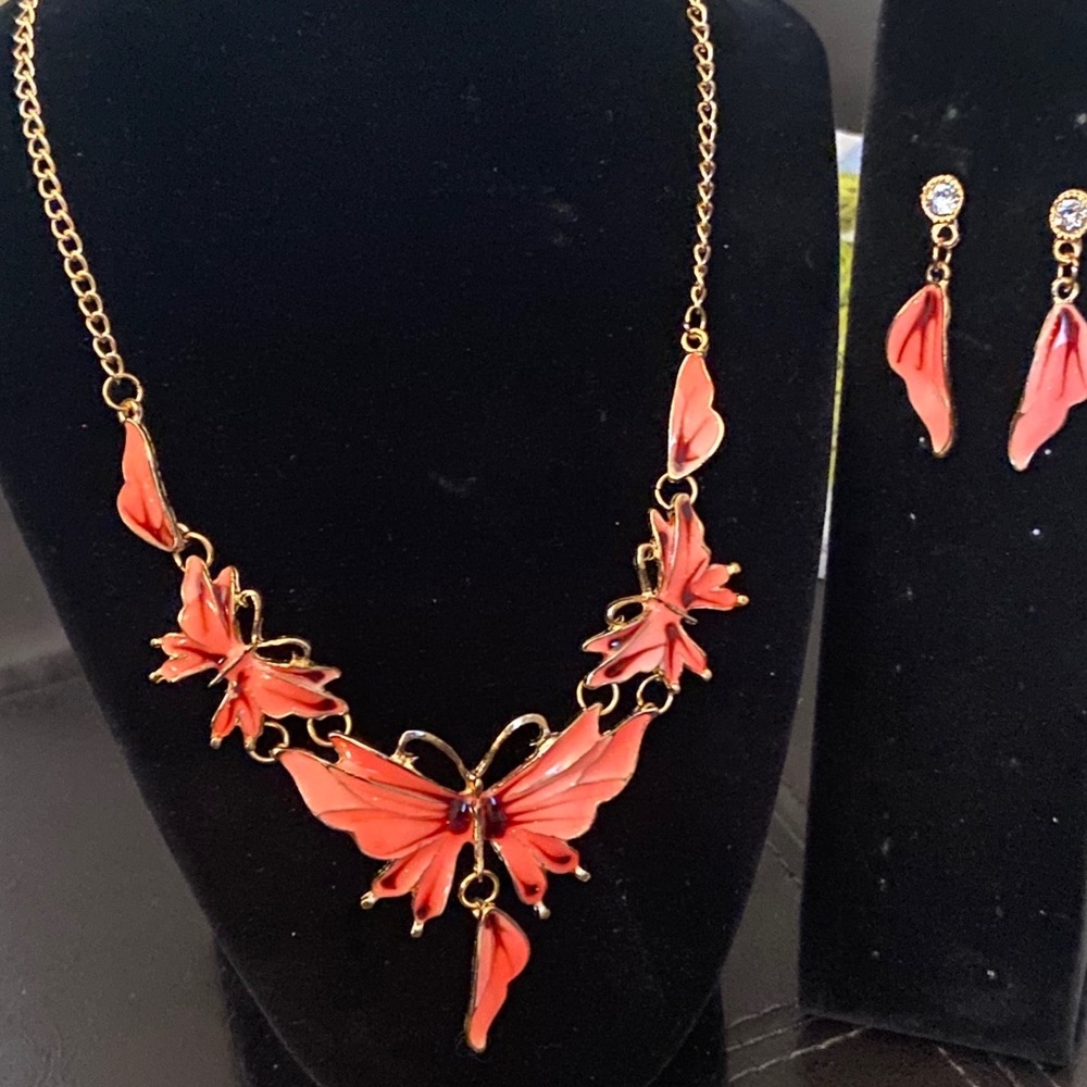 Betsey Johnson Butterfly Jewelry Set Necklace Earr